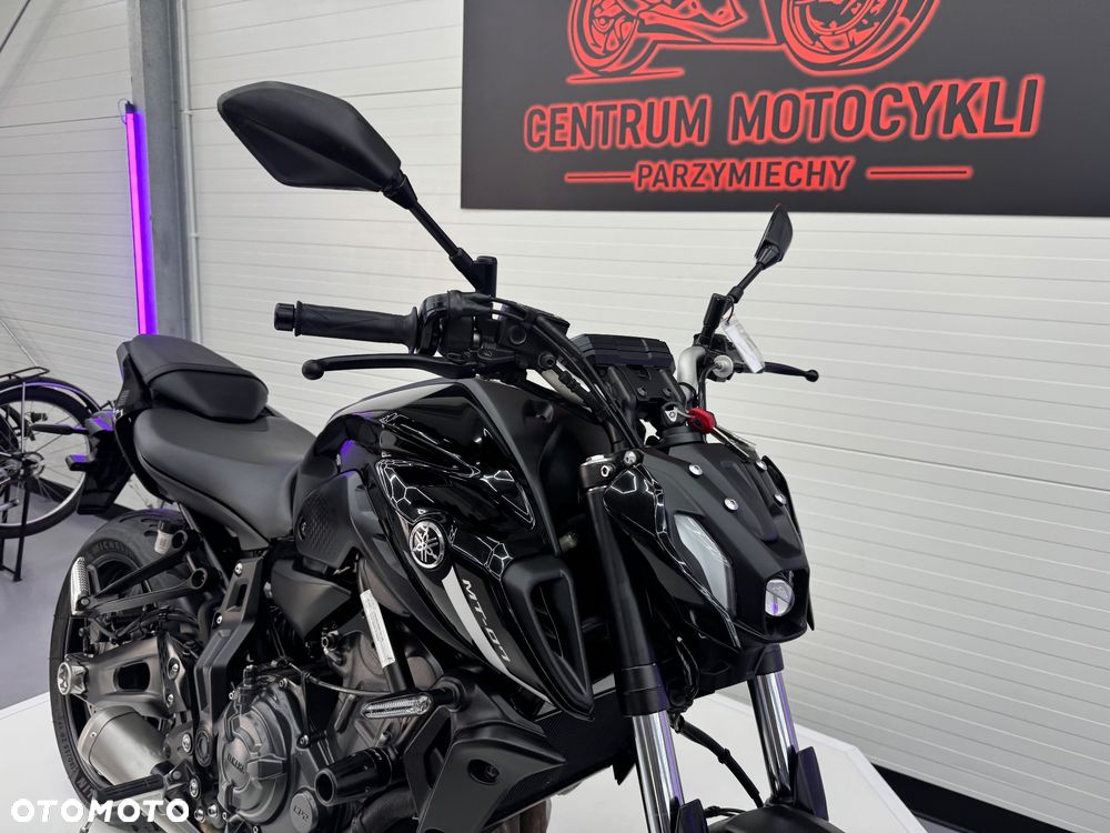 Yamaha MT - 22