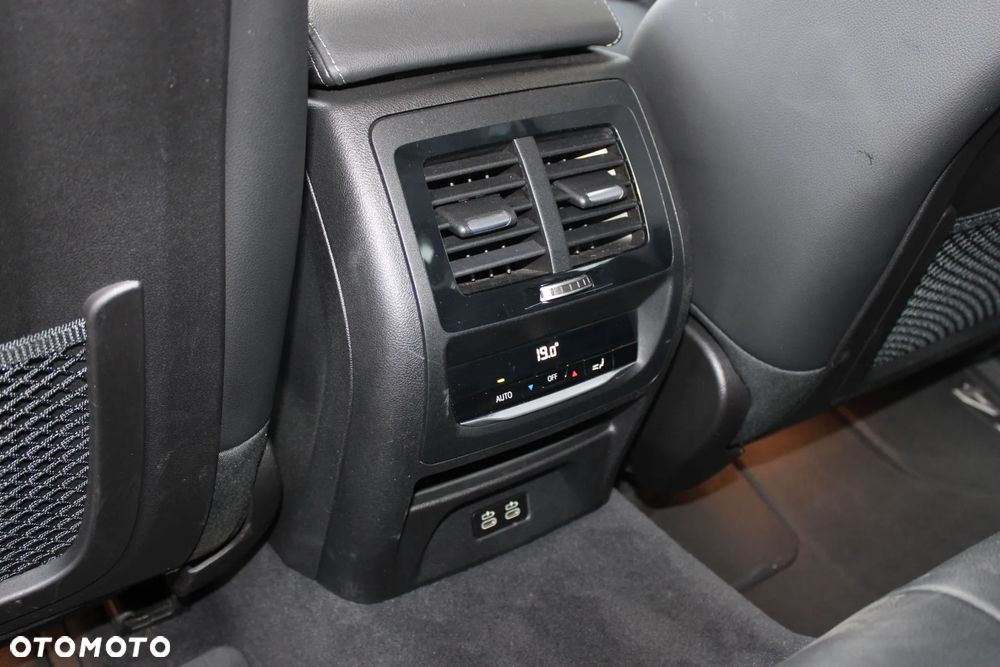 BMW X4 xDrive20i xLine sport - 24