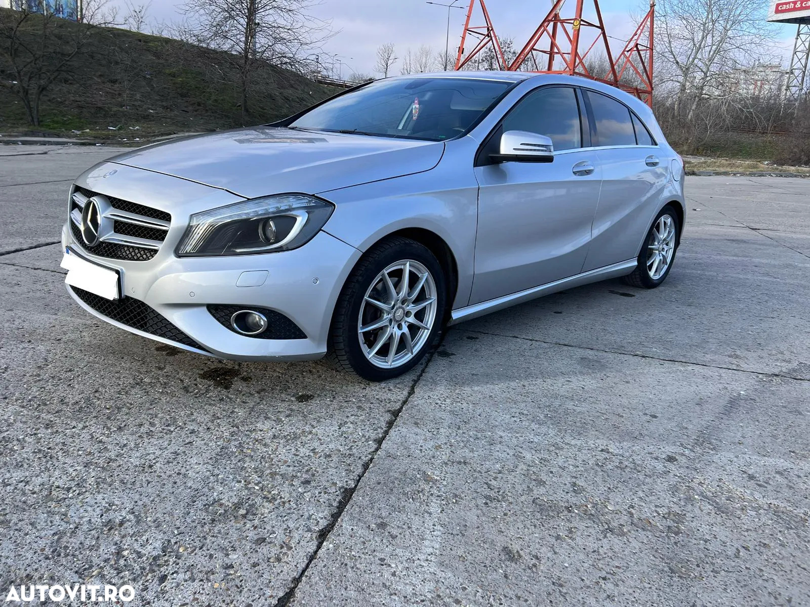 Mercedes-Benz A 200 (BlueEFFICIENCY) 7G-DCT Urban - 8