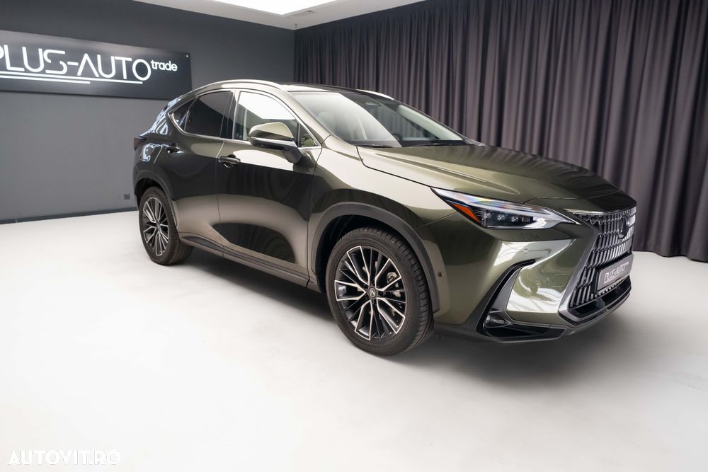 Lexus Seria NX 450h+ E-FOUR Luxury Line