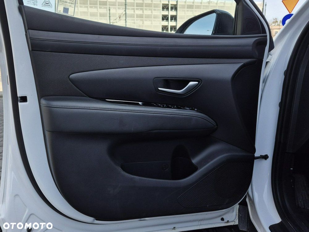 Hyundai Tucson 1.6 T-GDi HEV Smart 2WD - 13