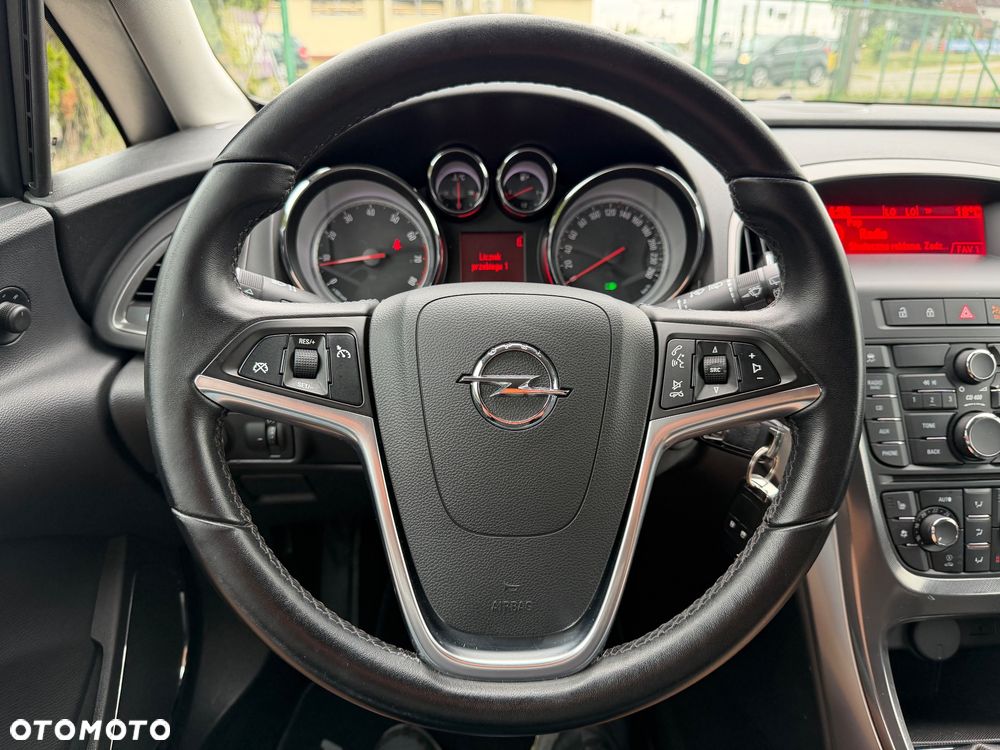 Opel Astra 1.4 Turbo Cosmo - 32