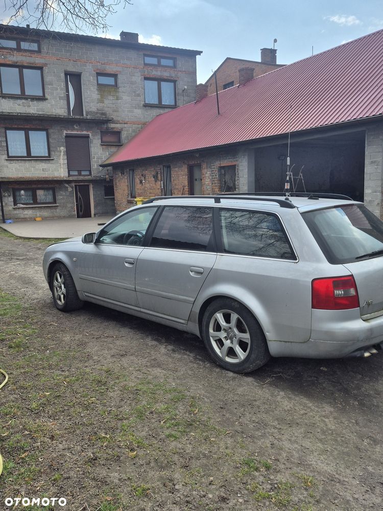 Audi A6 Avant - 4