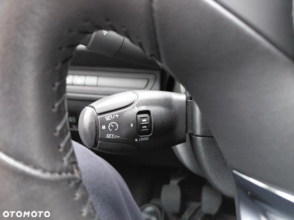 Peugeot 2008 1.2 Pure Tech Access - 23