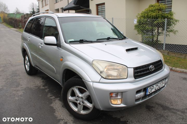 Toyota RAV4 D-4D 4x4 - 31