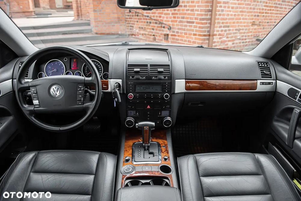 Volkswagen Touareg 3.2 V6 Automatik - 22