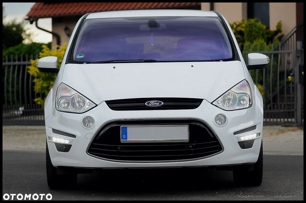 Ford S-Max 2.0 TDCi DPF Titanium - 13