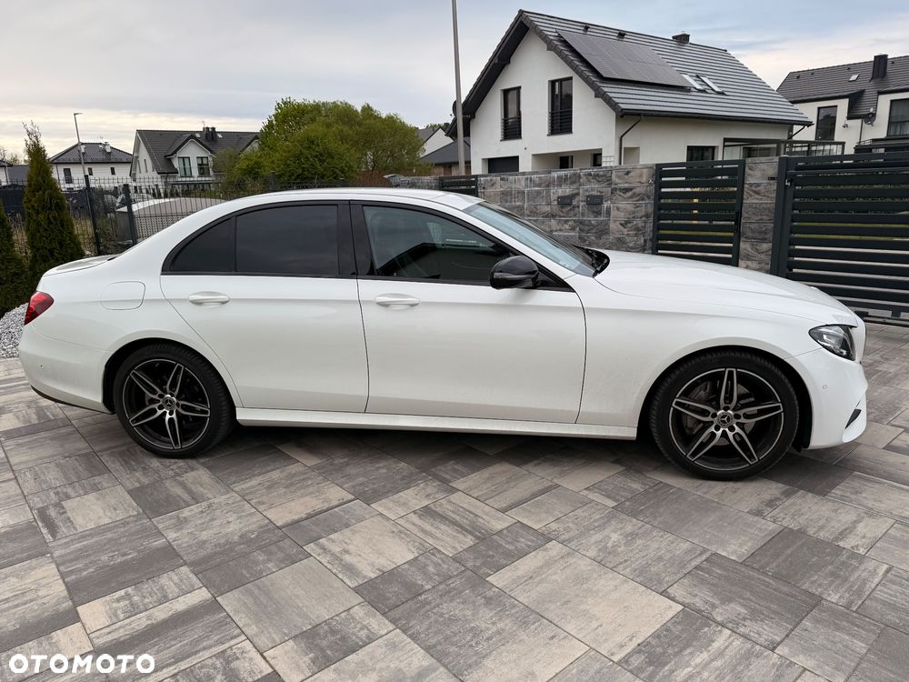 Mercedes-Benz Klasa E 220 d 4-Matic 9G-TRONIC - 7