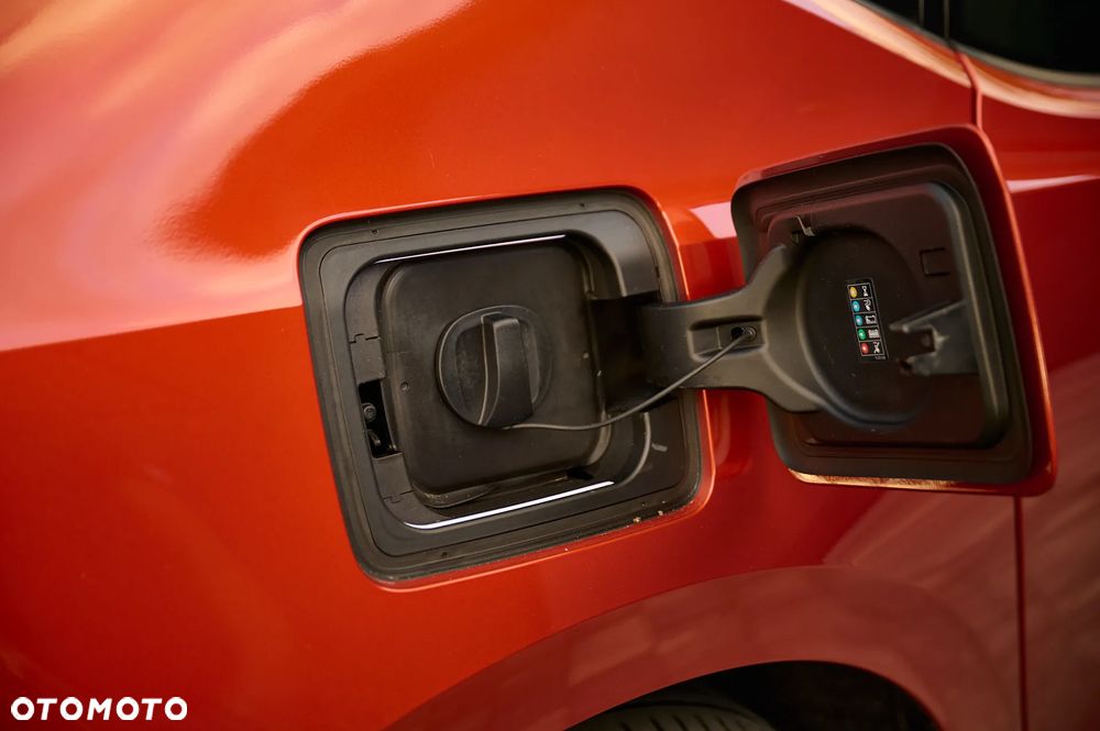 BMW i3 (60 Ah) Range Extender - 16