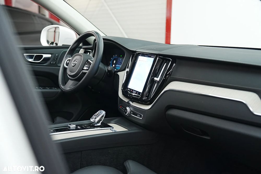 Volvo XC 60 Recharge T6 Twin Engine eAWD Inscription Expression - 20