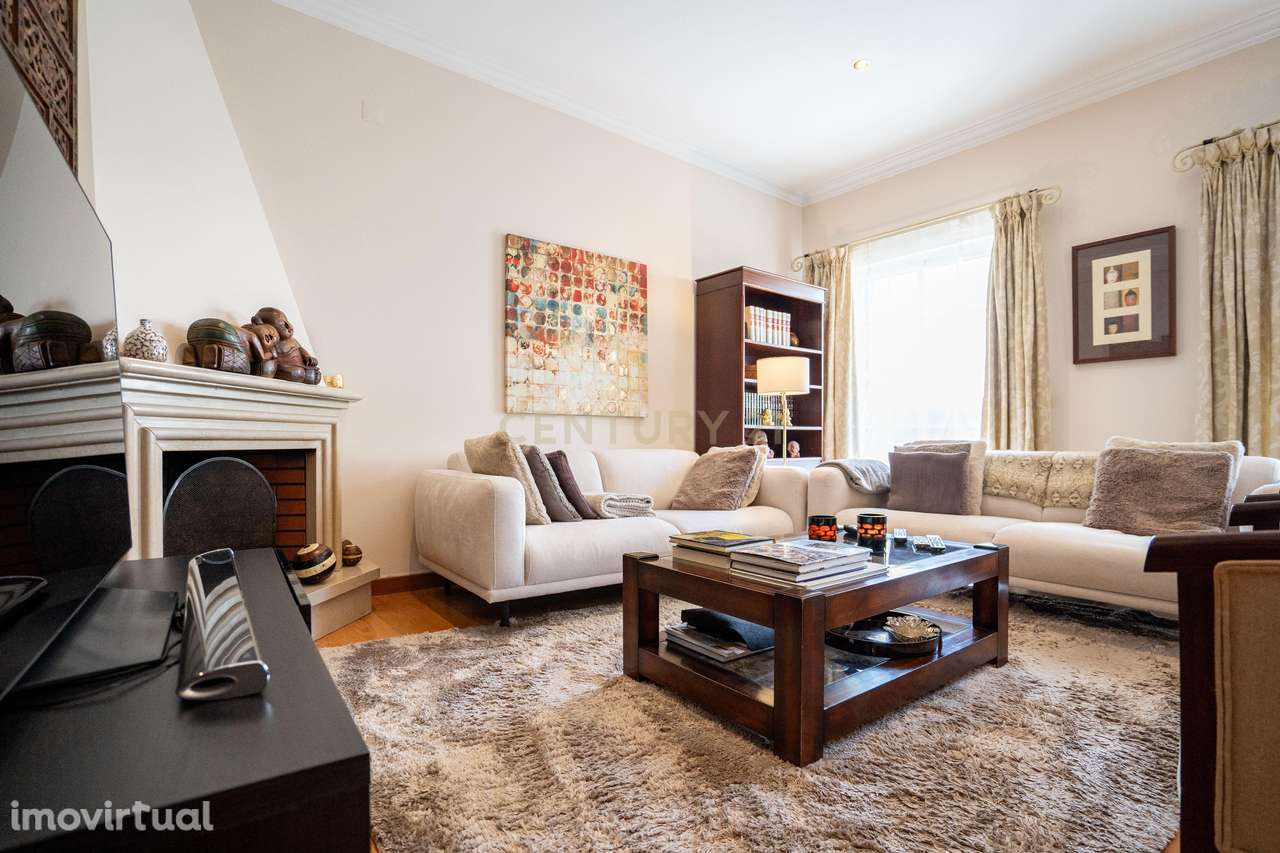 Moradia T4 isolada localizada no Centro da Cidade! - Grande imagem: 2/55