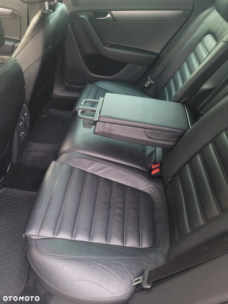Volkswagen Passat 2.0 TDI BlueMotion Technology Highline - 13