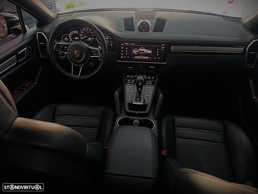 Porsche Cayenne Coupé E-Hybrid Platinum Edition - 21