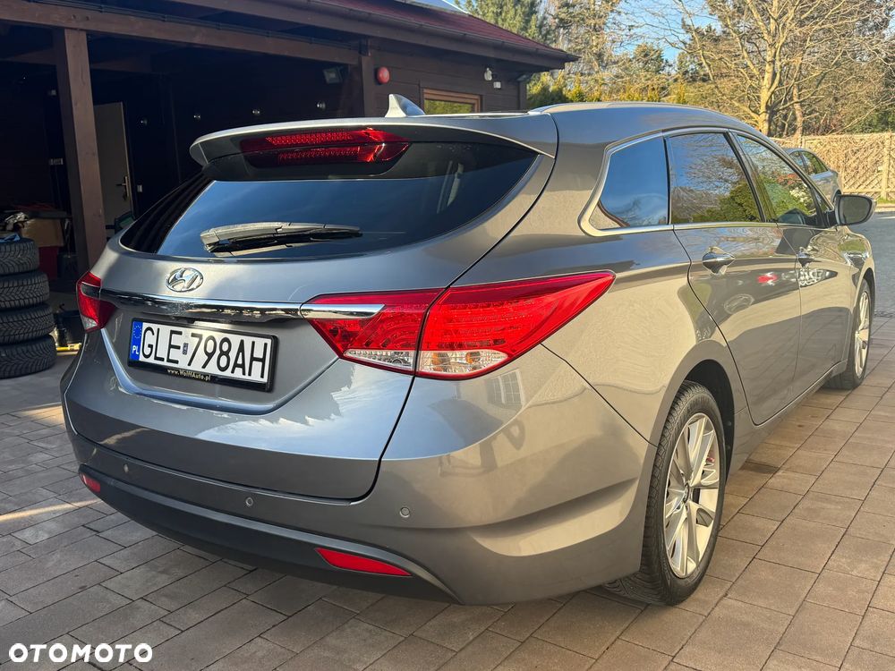 Hyundai i40 i40cw 1.7 CRDi Automatik Fifa World Cup Edition - 4