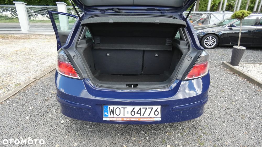 Opel Astra 1.6 Edition - 28