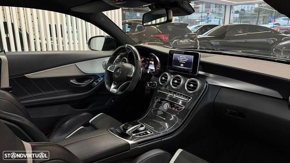 Mercedes-Benz C 63 AMG S - 27