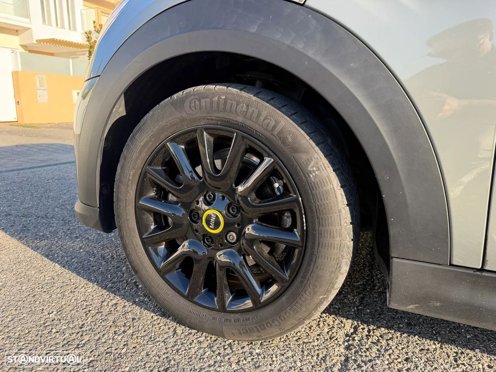 MINI 3 Portas Cooper SE - 12