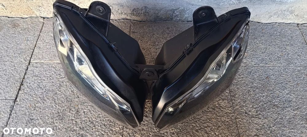 KAWASAKI ER6F ER-6F LAMPA PRZÓD REFLEKTOR 2015 - 6