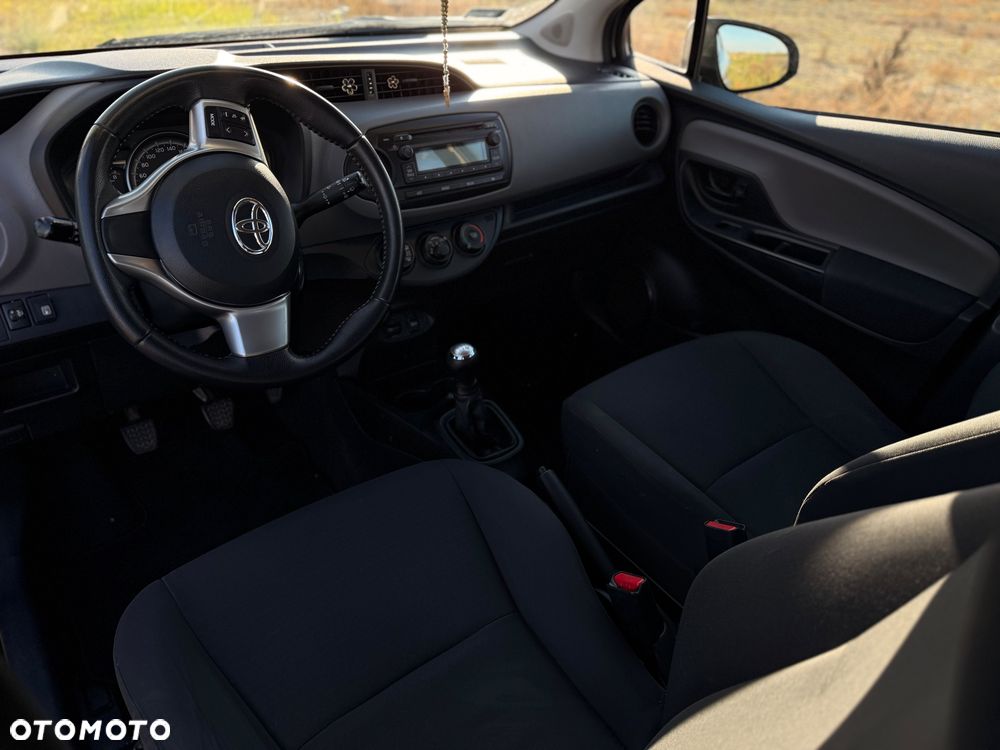 Toyota Yaris - 6