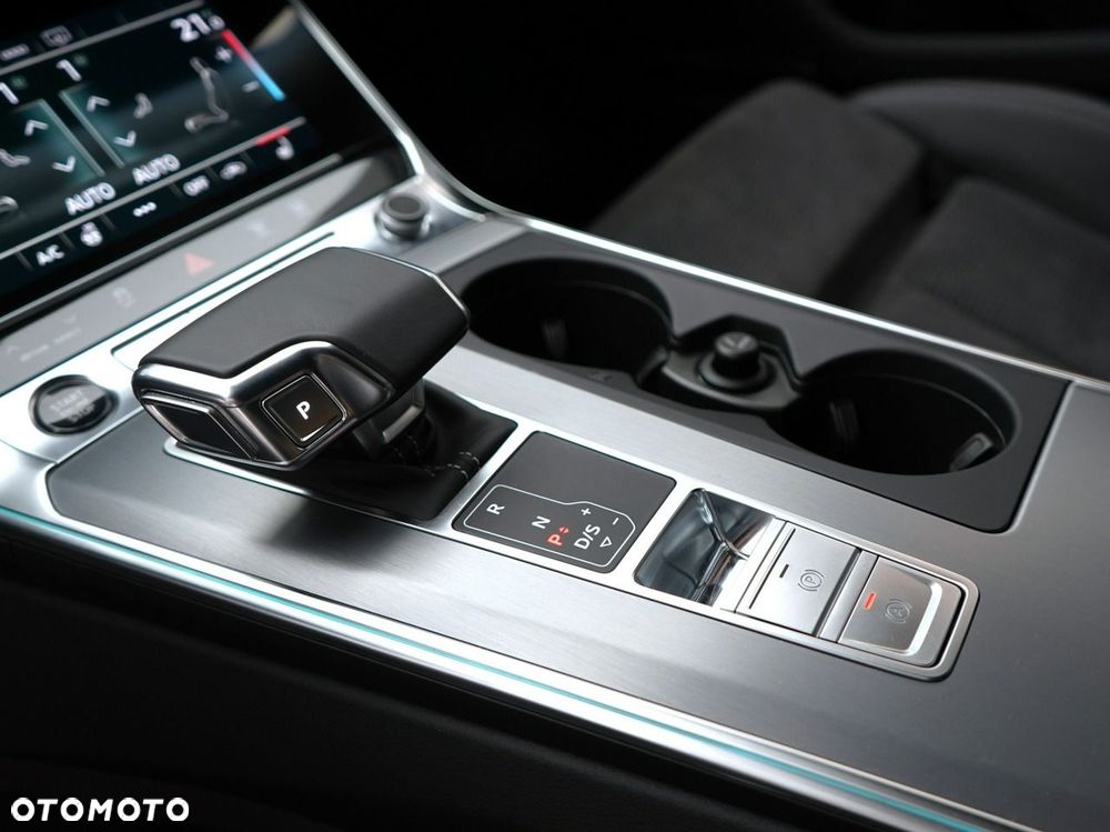Audi A6 Avant - 22