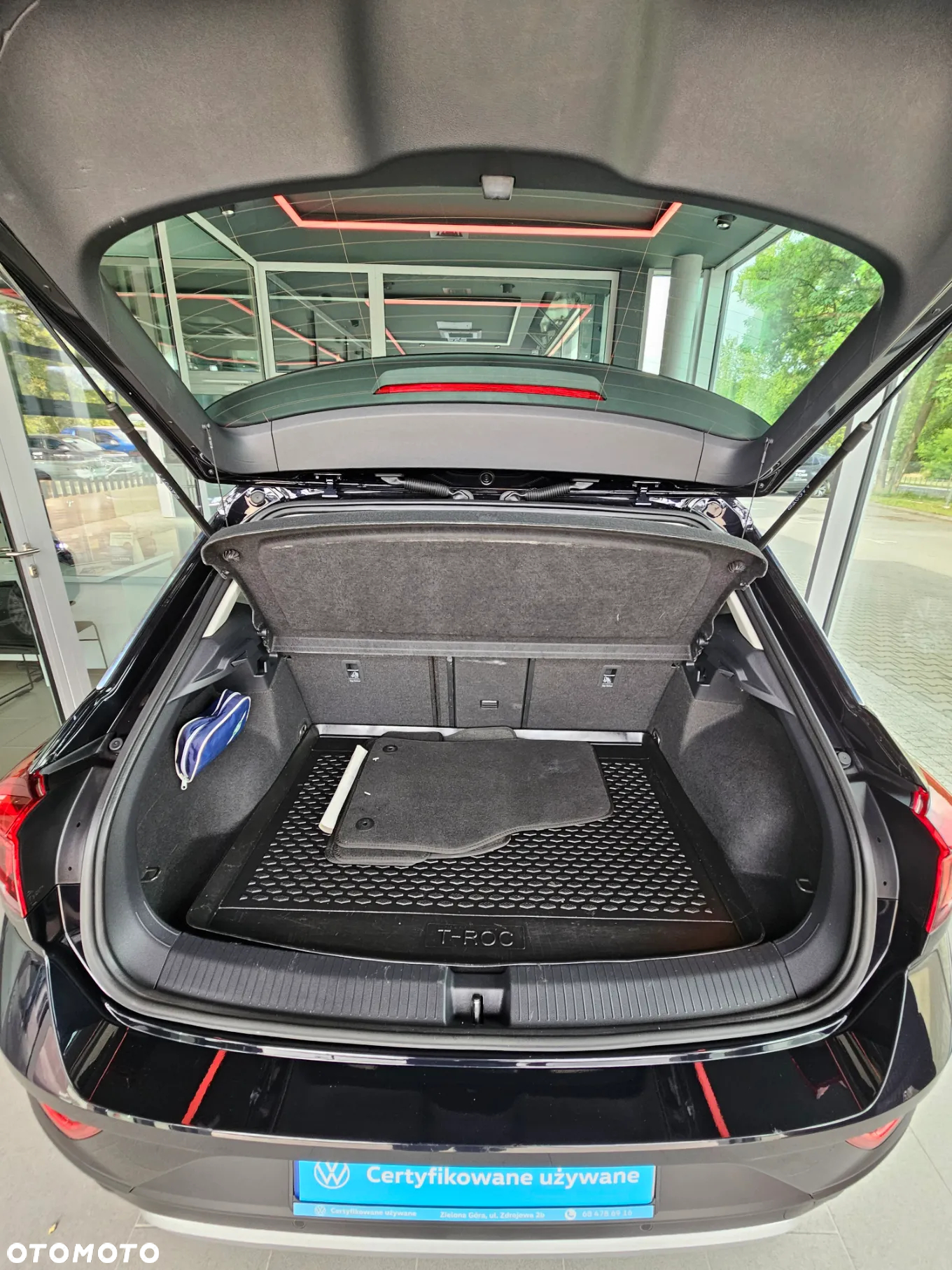 Volkswagen T-Roc - 25