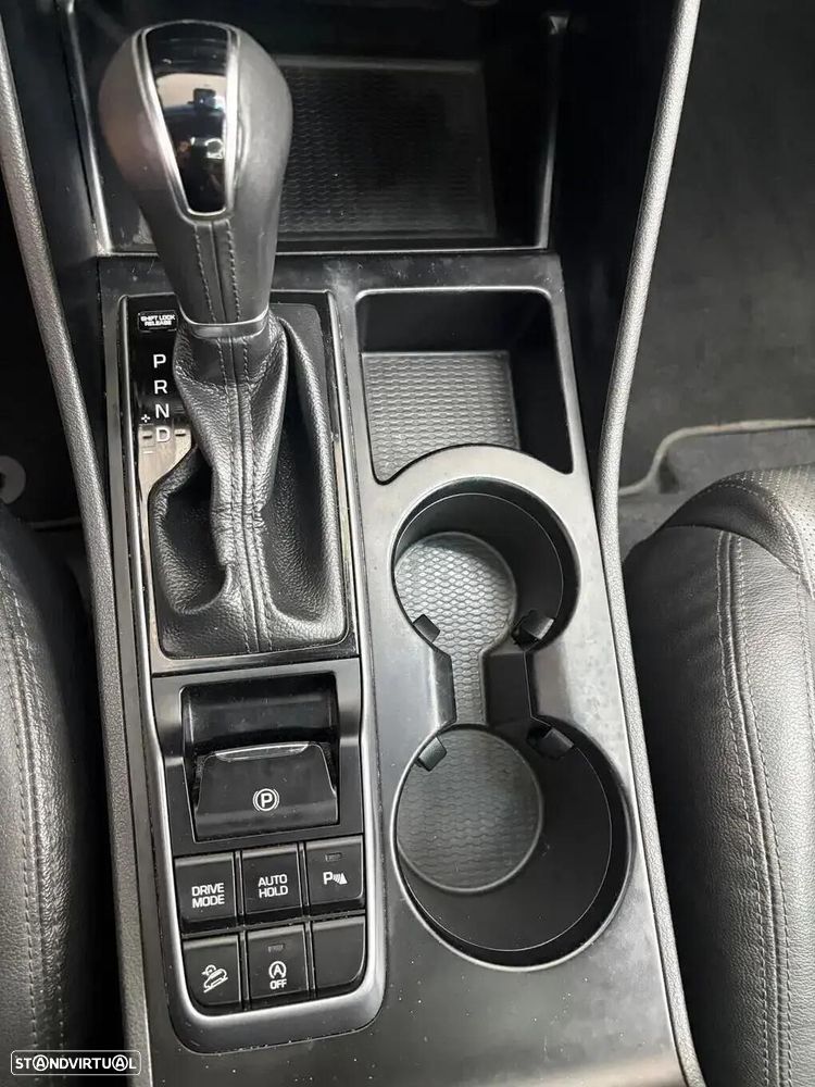 Hyundai Tucson 1.7 CRDi Premium DCT - 19