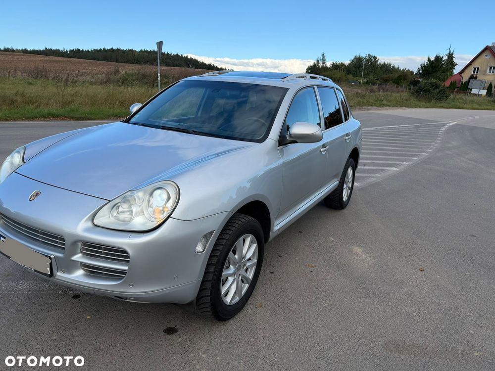 Porsche Cayenne - 21