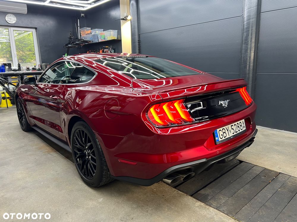 Ford Mustang - 14