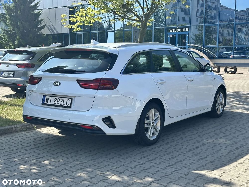 Kia Ceed - 7