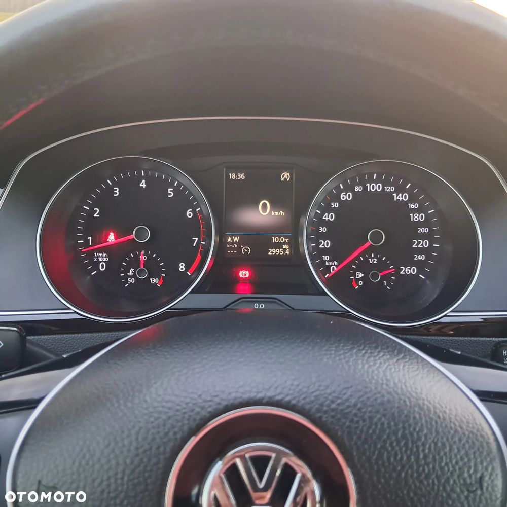 Volkswagen Passat 1.8 TSI BMT Comfortline - 22