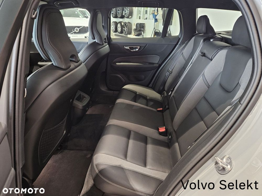 Volvo V60 - 17