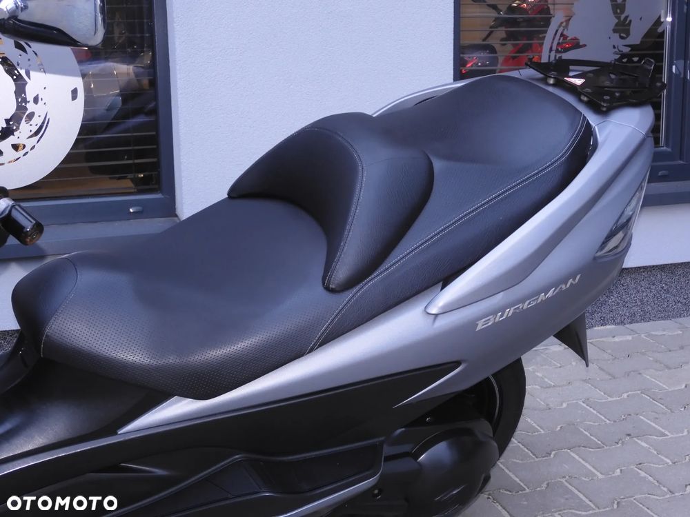 Suzuki Burgman - 9