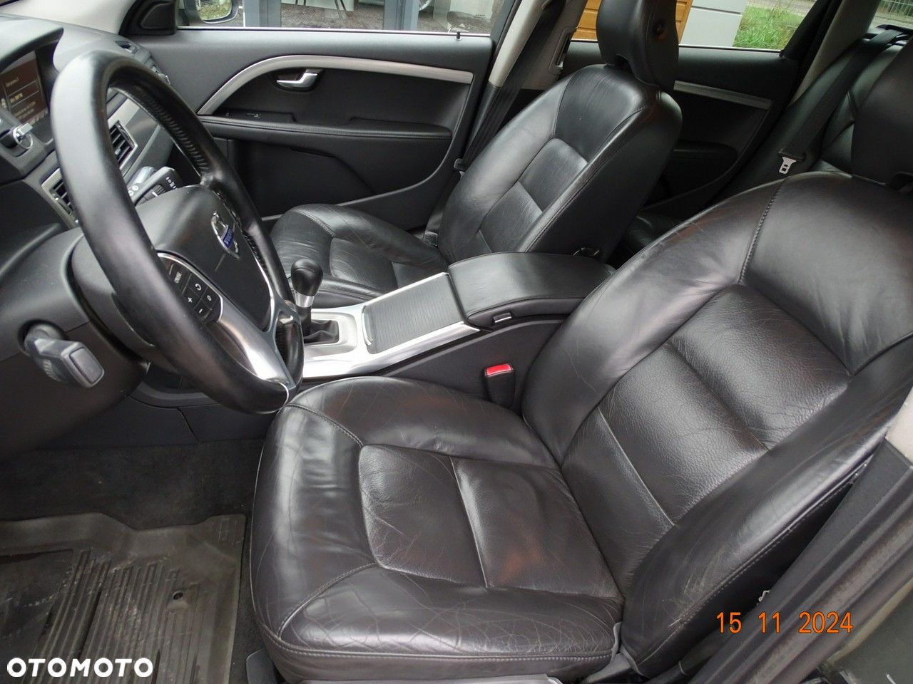 Volvo V70 - 11