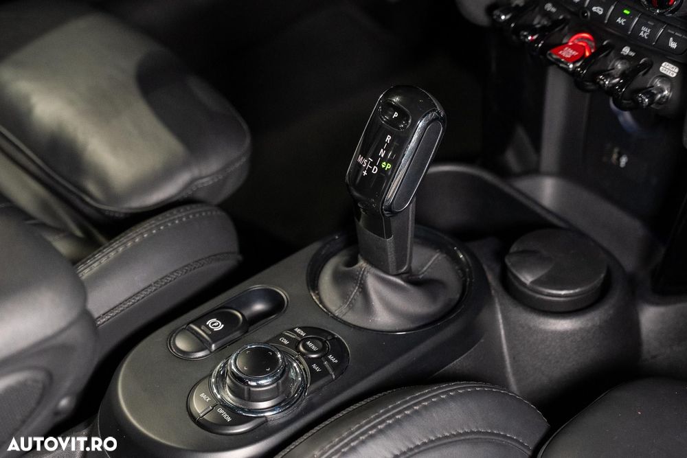 Mini Cooper S Aut. Yours Trim - 31