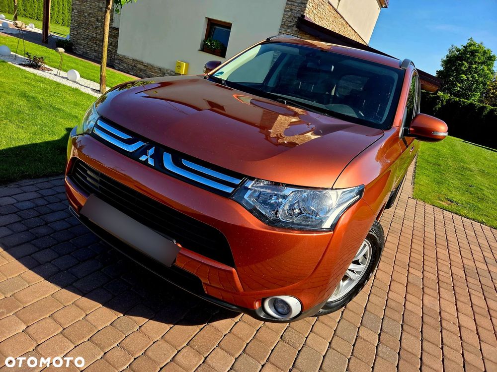 Mitsubishi Outlander - 23