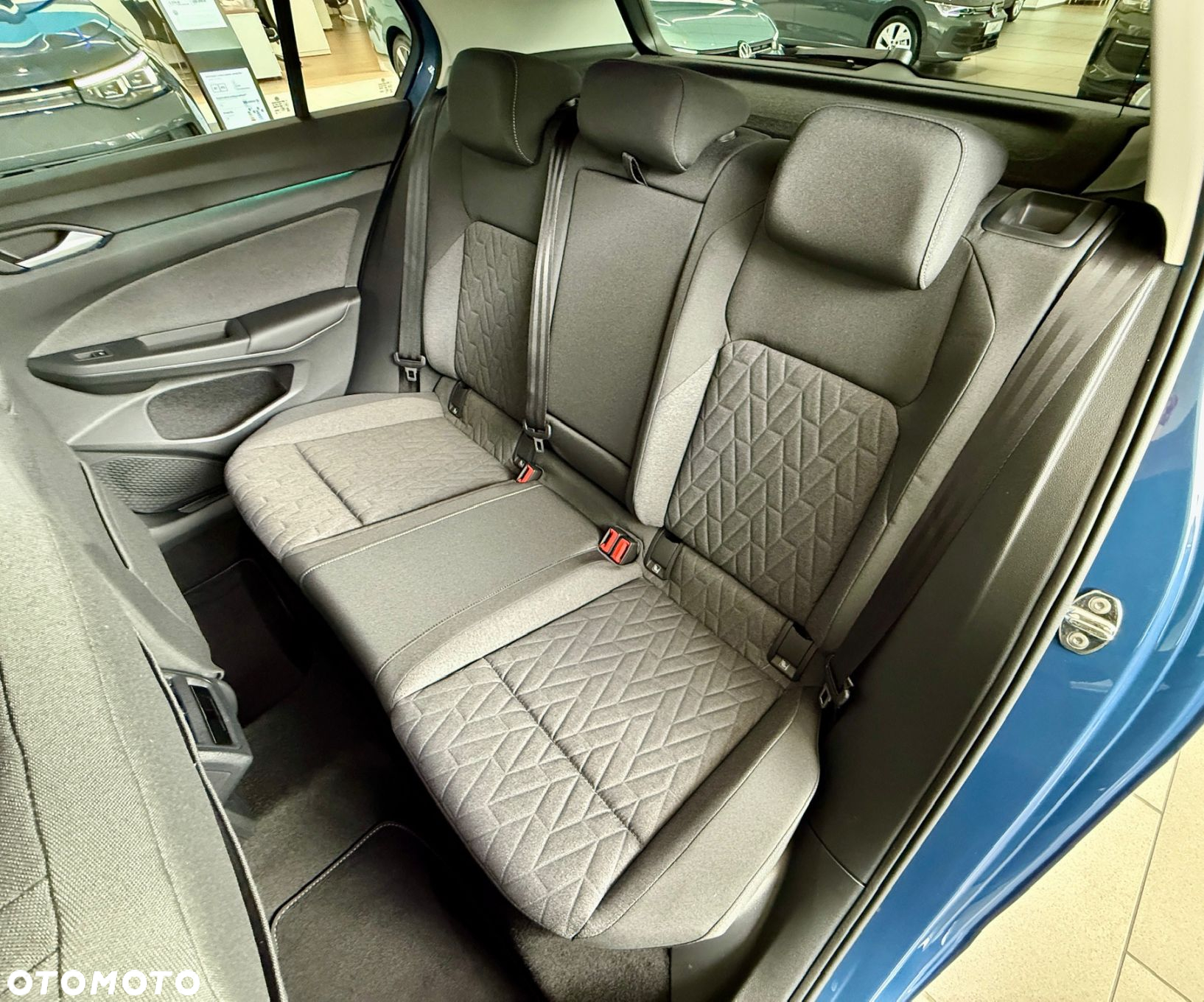 Volkswagen Golf - 14