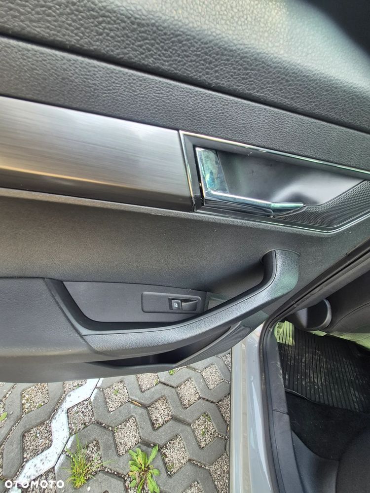 Skoda Karoq 1.5 TSI ACT Style DSG - 22