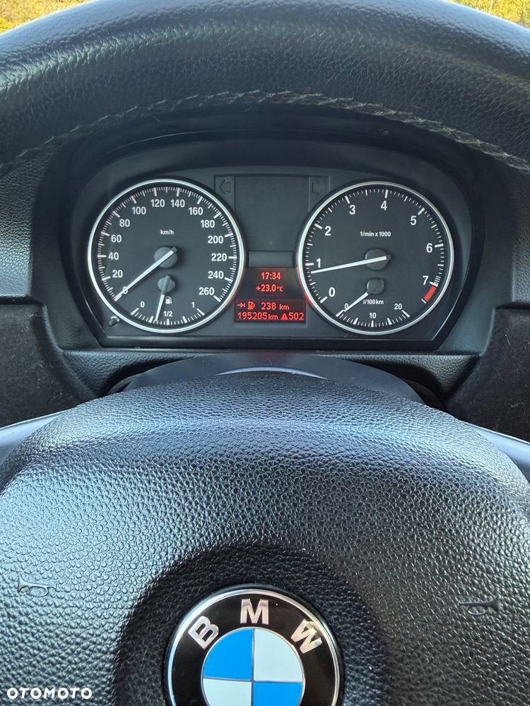 BMW Seria 3 320i - 21