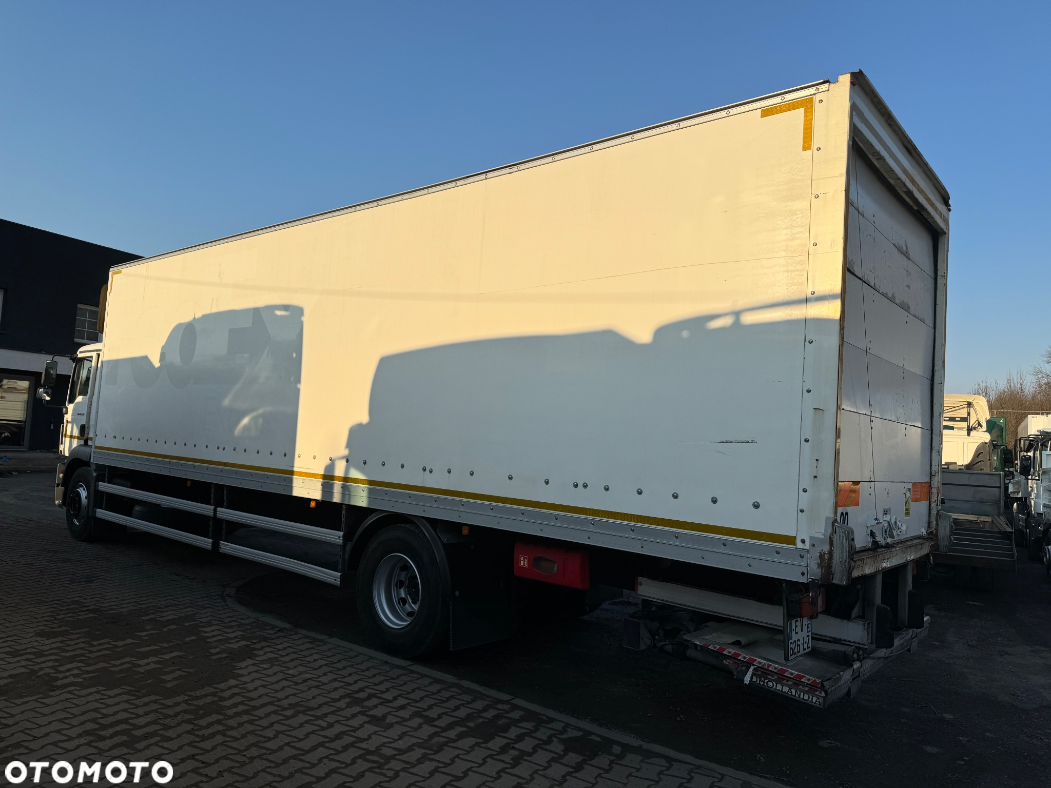 MAN TGM 18-290 Winda / KONTENER 9.40 - 4