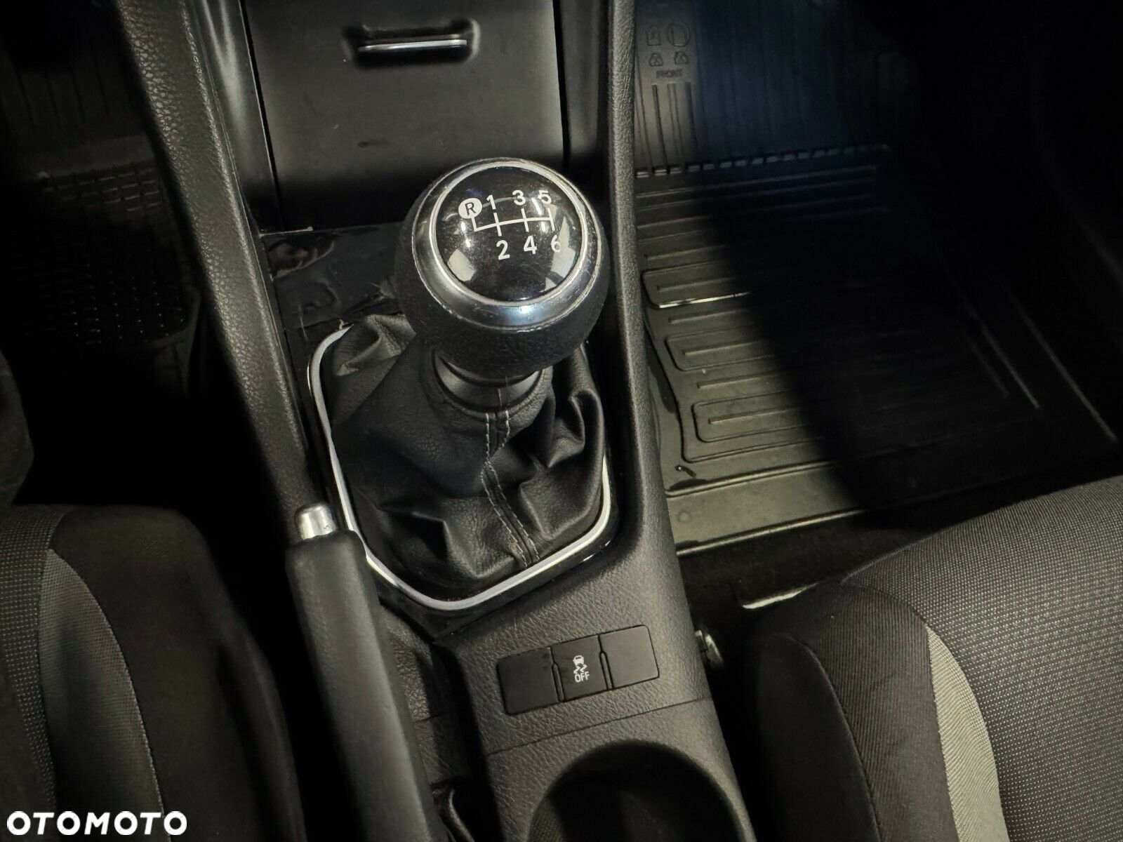 Toyota Auris - 20