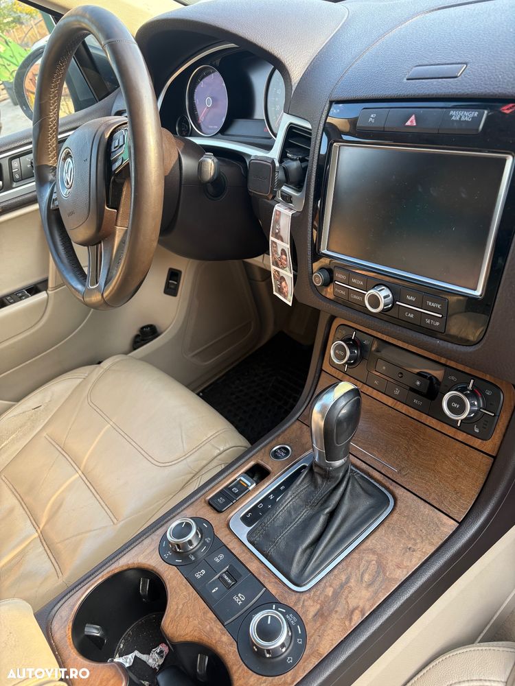 Volkswagen Touareg - 6