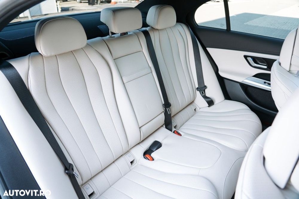 Mercedes-Benz E - 23