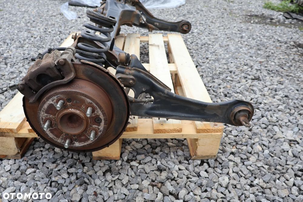 KIA CEED I 1.4 1.6 2.0 KOMBI BELKA ZAWIESZENIA TYŁ TYLNA TRAWERS SANKI 06-12 WAHACZE - 4