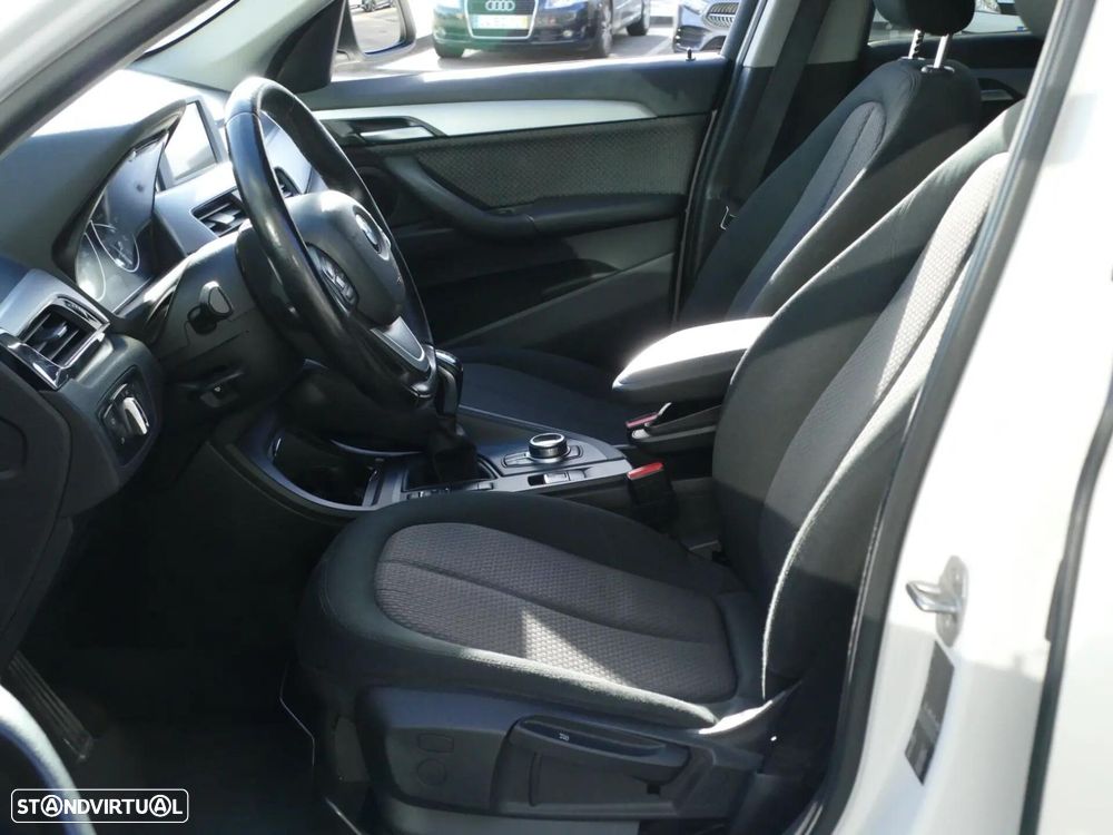 BMW X1 16 d sDrive Advantage - 30