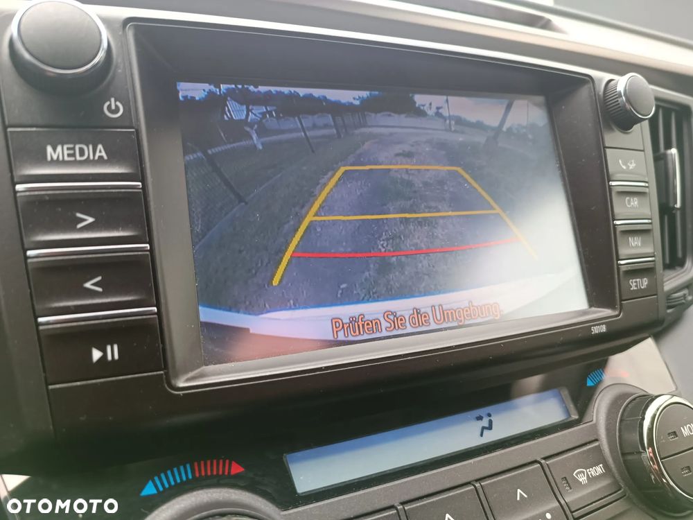 Toyota RAV4 Hybrid Premium 4x4 - 16