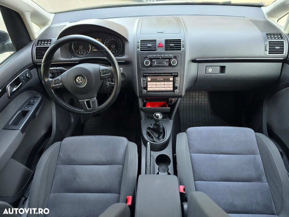 Volkswagen Touran 2.0 TDI Highline - 5