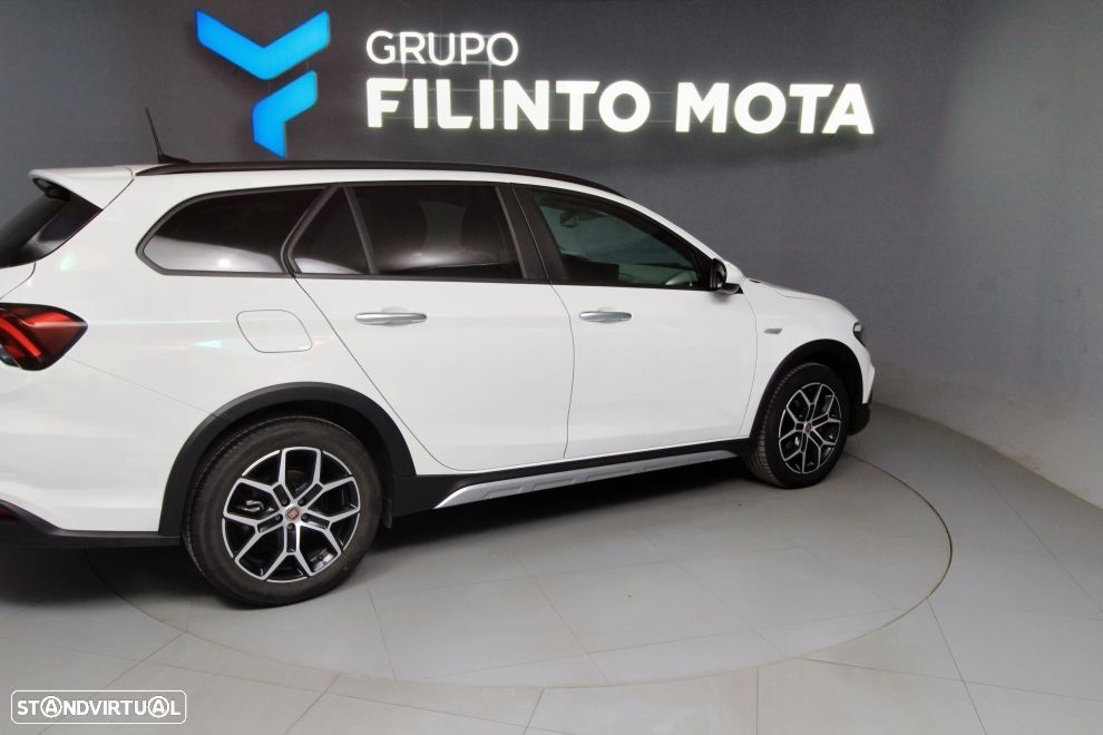 Fiat Tipo Station Wagon Cross 1.0 GSE T3 Cross - 2