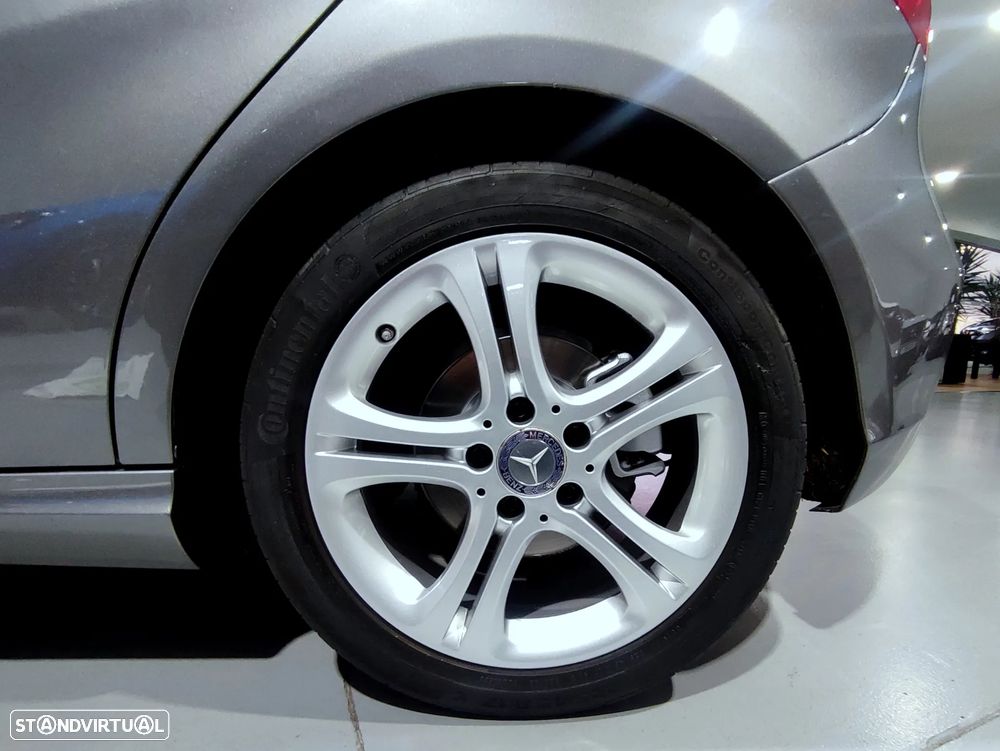 Mercedes-Benz A 180 CDI BE Urban - 16
