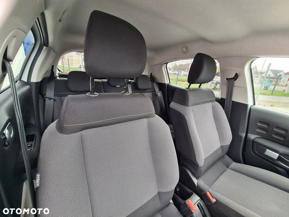 Citroën C3 1.2 PureTech Shine - 25