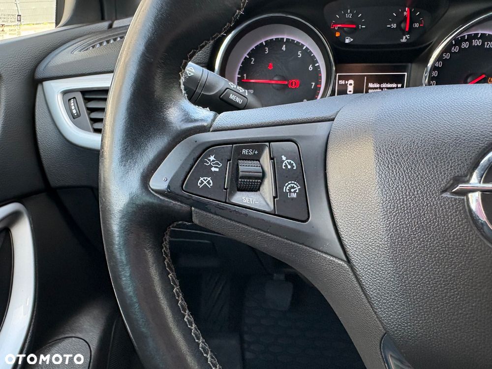 Opel Astra - 14